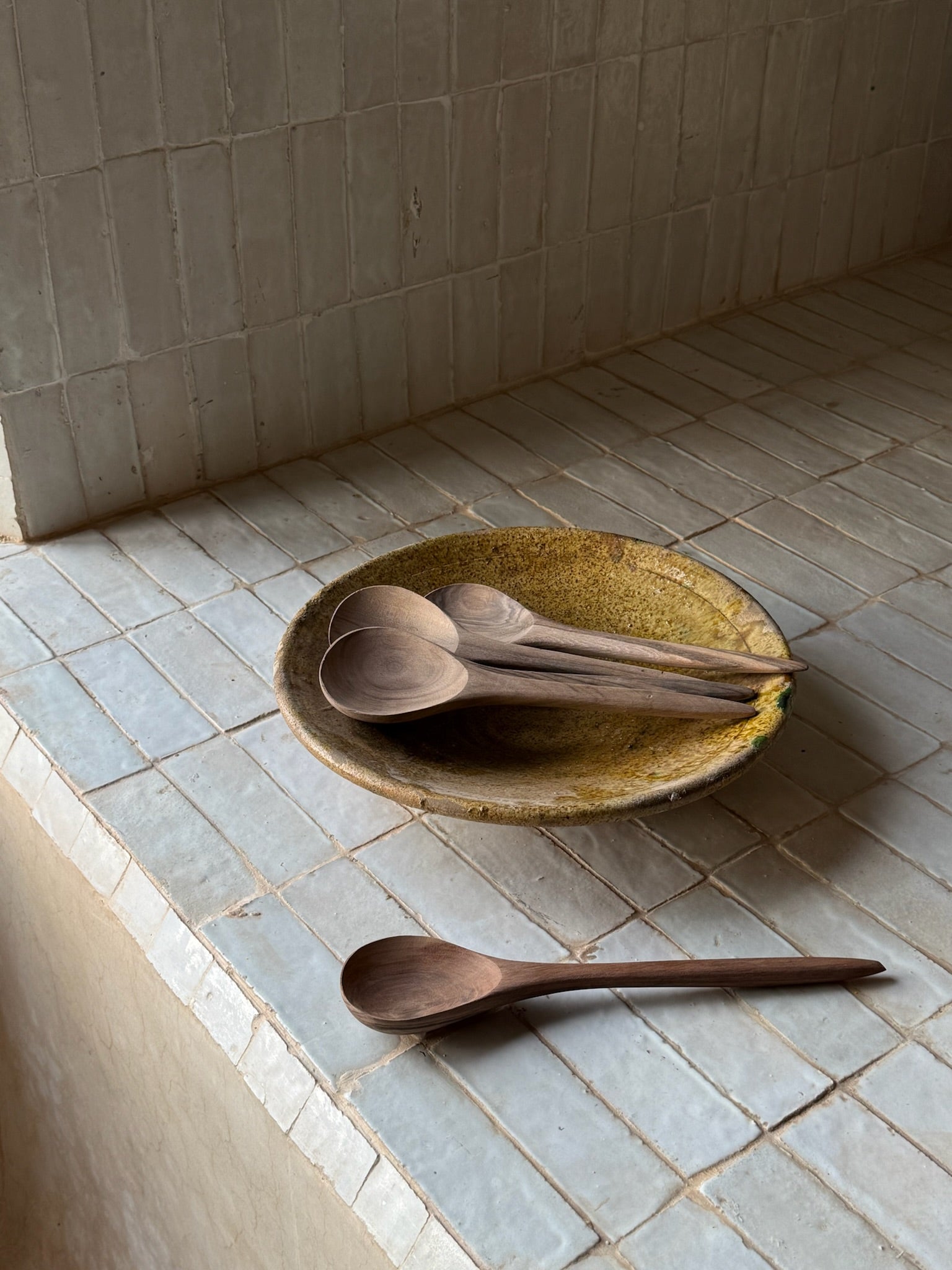 Flat wooden spoon L